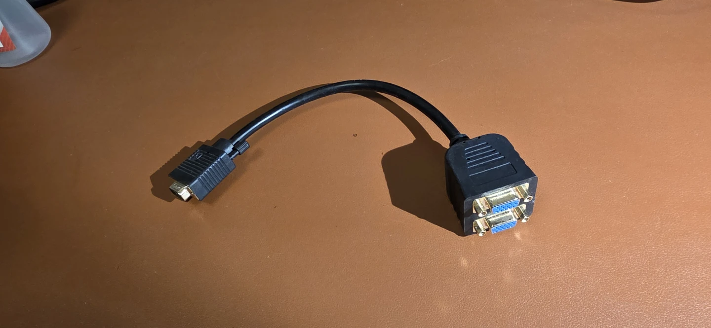 VGA Male to Dual VGA Female Splitter Cable