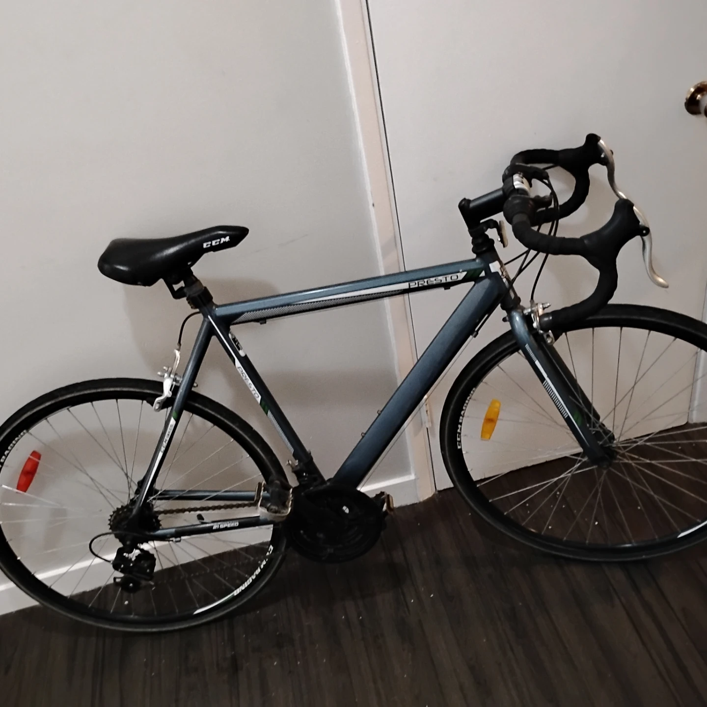 CCM Presto Road Bike 22 inch Frame