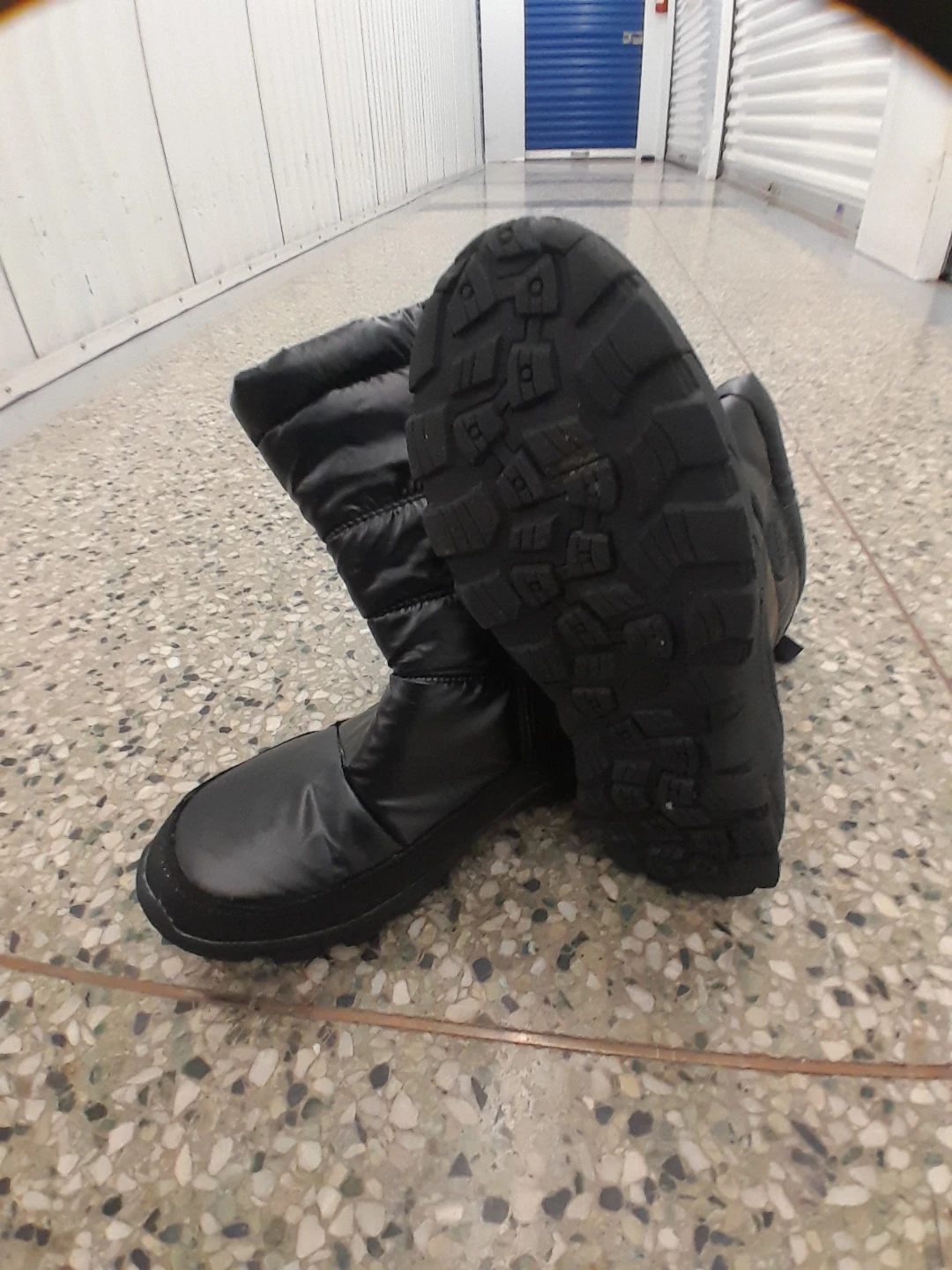 Pajar Black Puffer Boots Women's Size 7.5 - photo 2