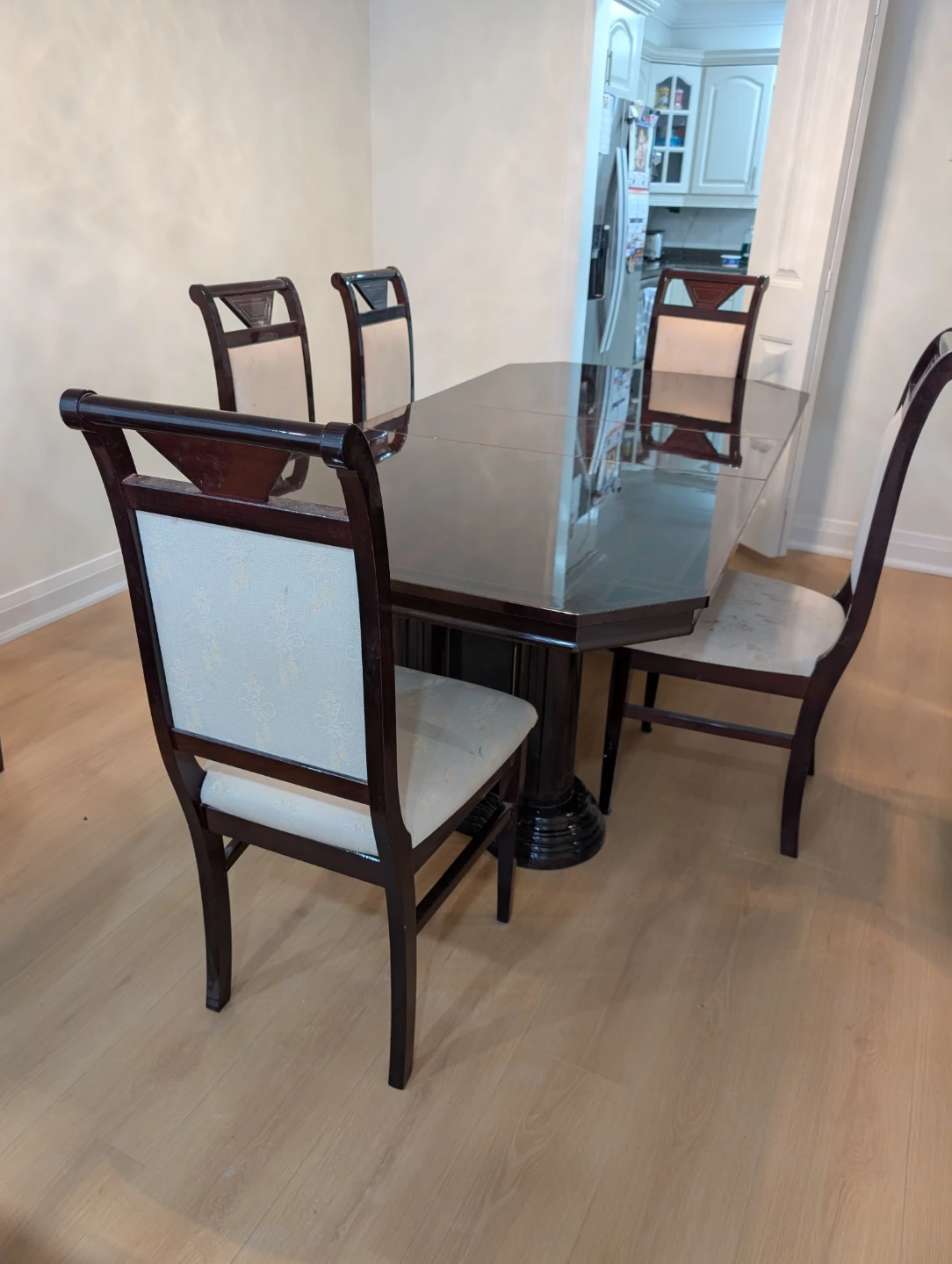 Dark Wood Dining Set with 6Chairs pick up as it is