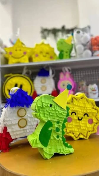 Piñatas or decoration 🥳