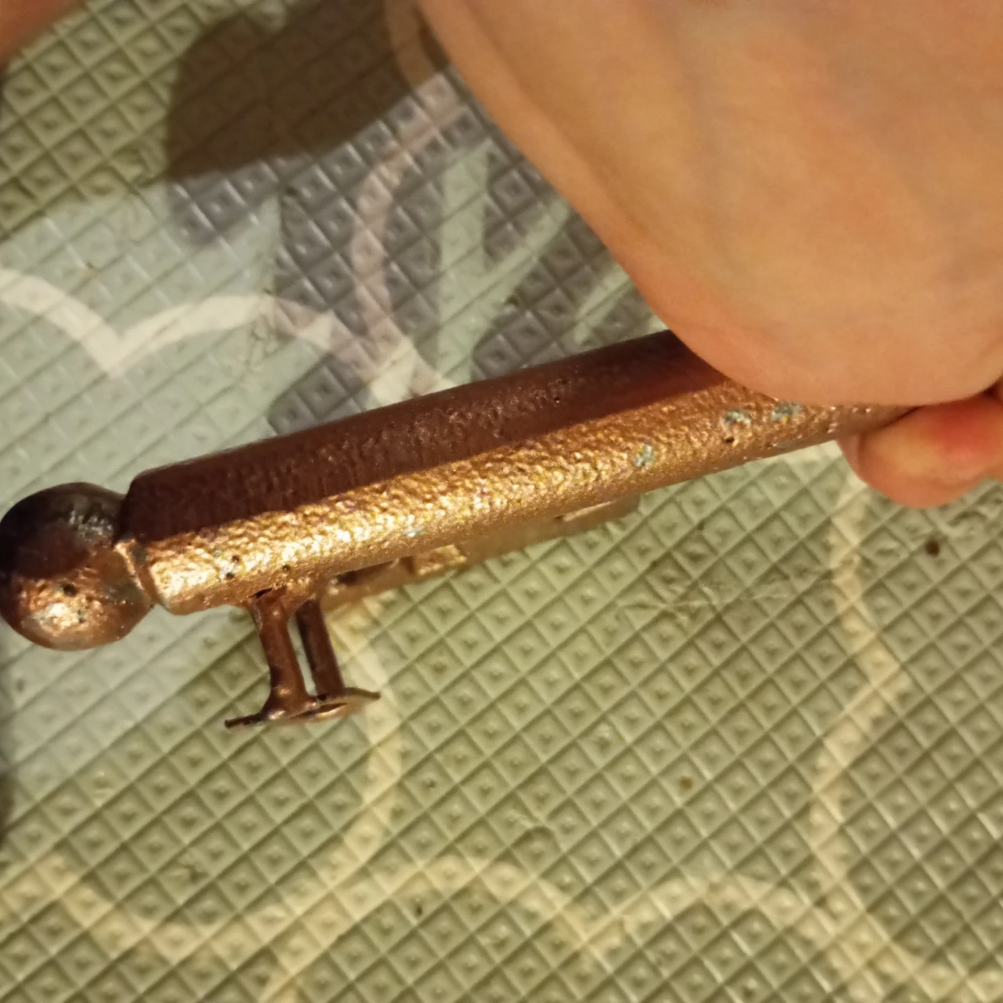 Vintage-Style Decorative Cast Iron Key Holder - photo 4