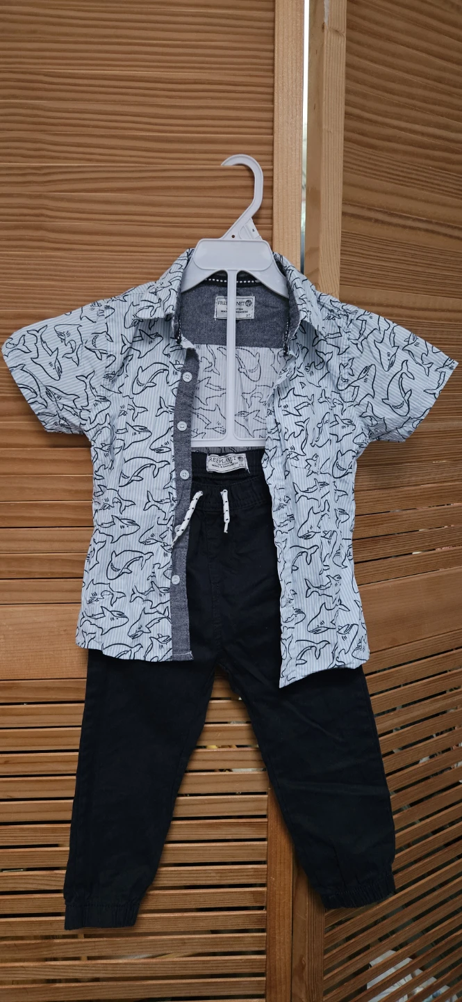 Free Planet Shark Print Shirt and Pants Set 🏈