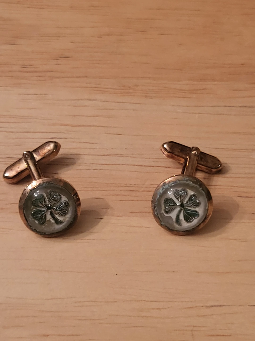 Four-leaf clover cufflinks