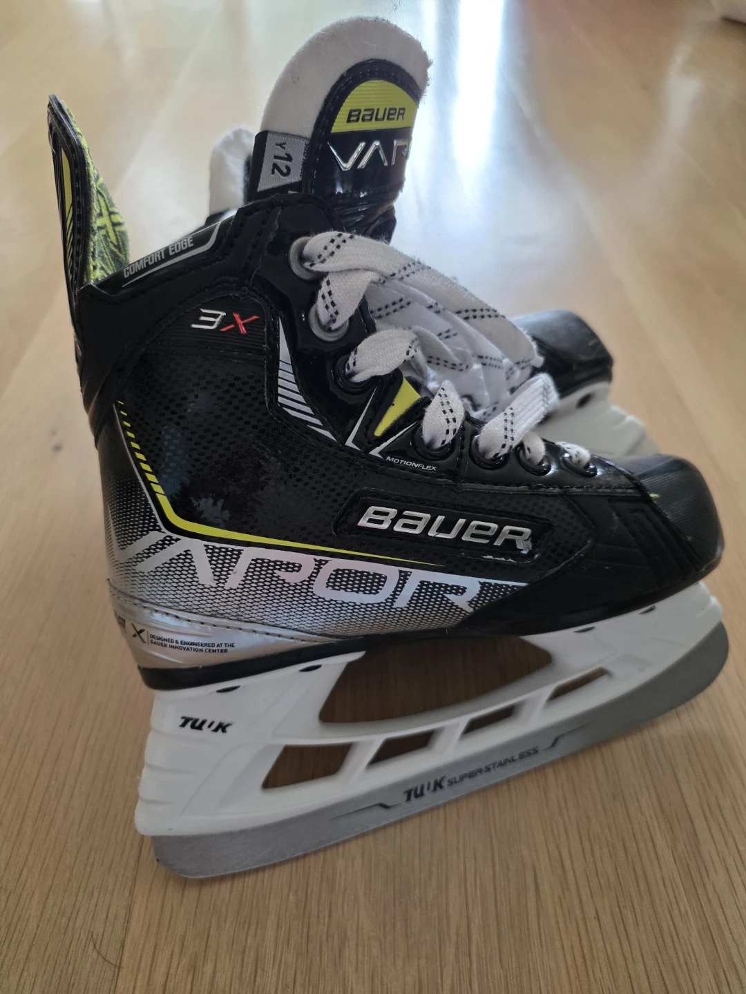 Bauer Vapor 3X Hockey Skates Size 12