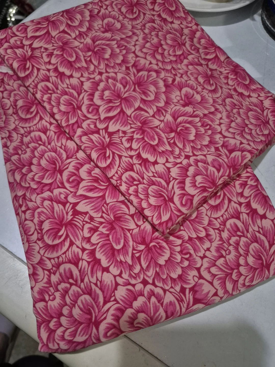 Pink Floral Pattern Fabric 2 meters - photo 2