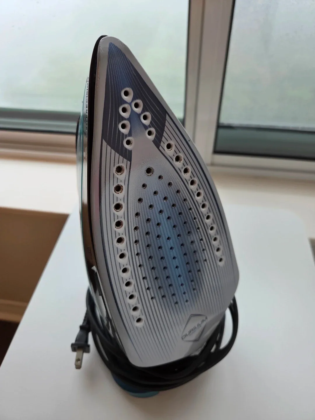 T-fal Ultraglide Plus Steam Iron - photo 5