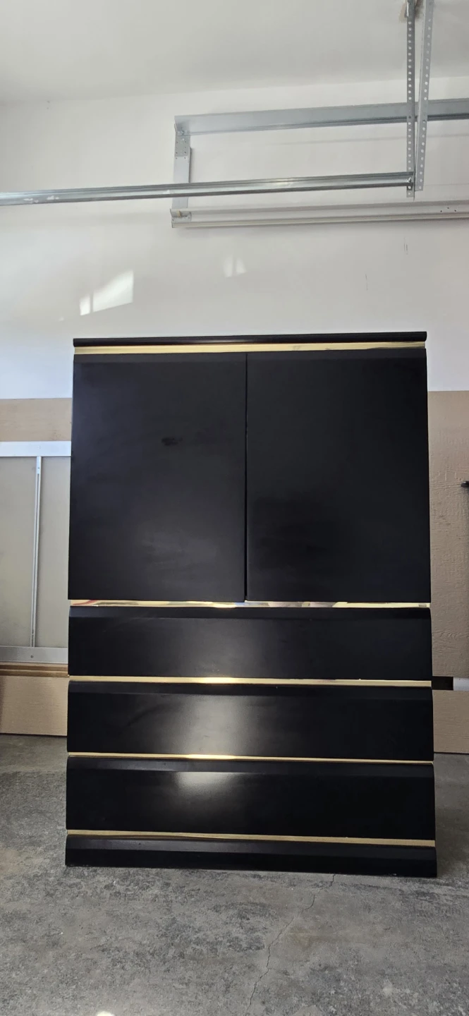 Elegant Black & Gold Bedroom Set with Oversized Ornate Mirrorr - photo 2