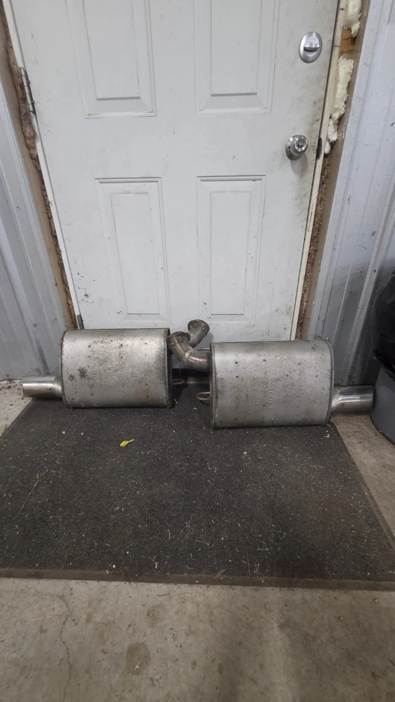 Pair of OEM Vehicle Mufflers 2013 Ford mustang Gt