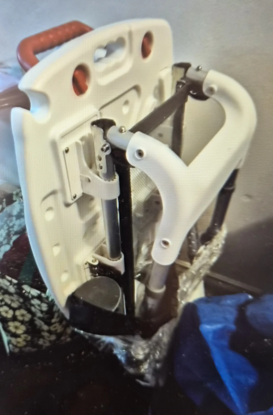 Sliding transfer bath chair-brand new never used - photo 2