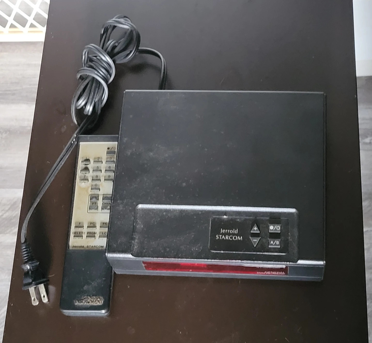 TV Converter with Remote - photo 2