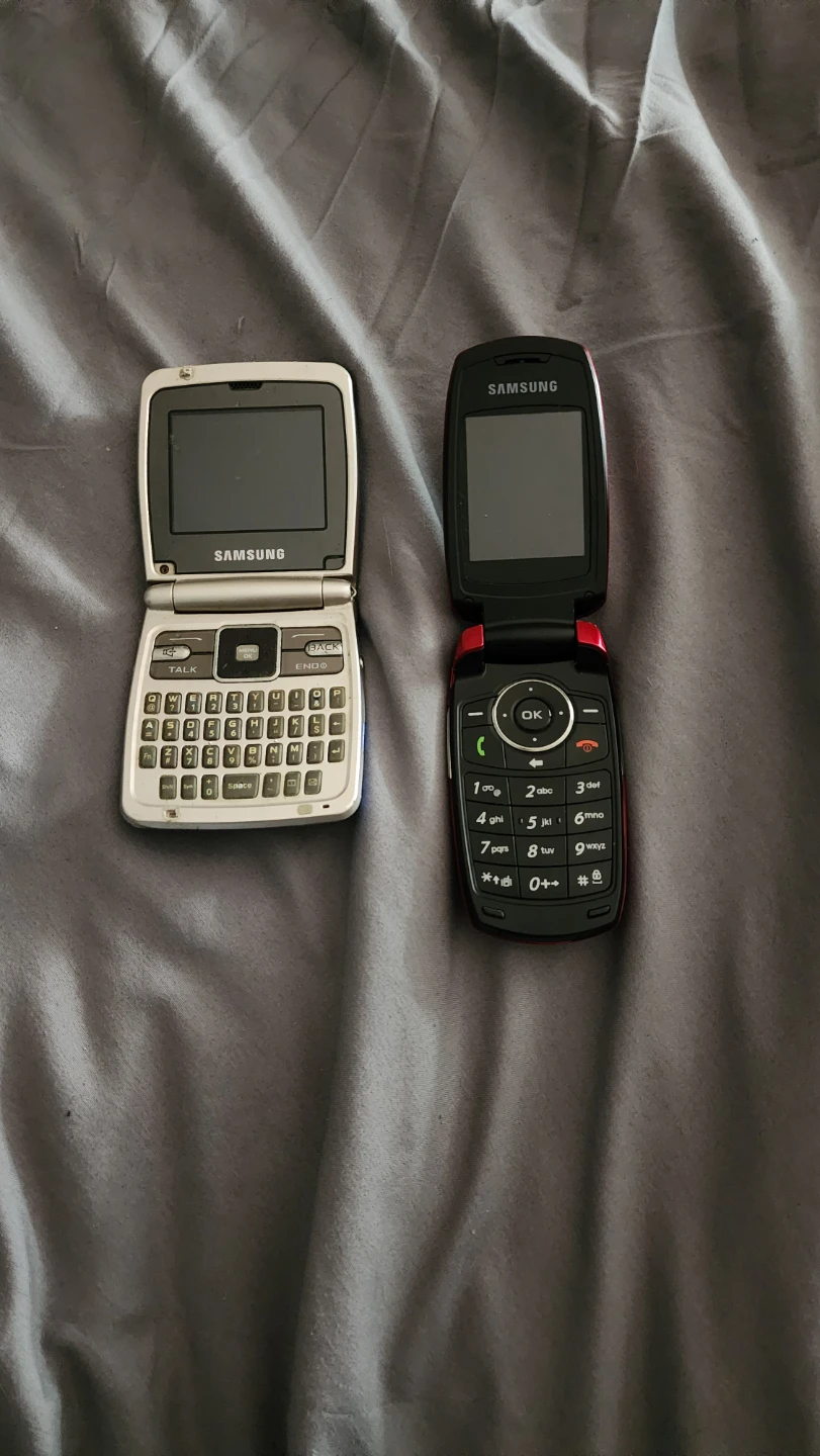 Samsung Flip Phones (2) - Blue & Red