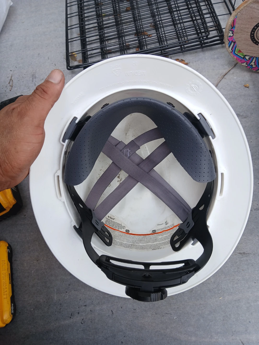 MSA V-Gard Hard Hat White - photo 5