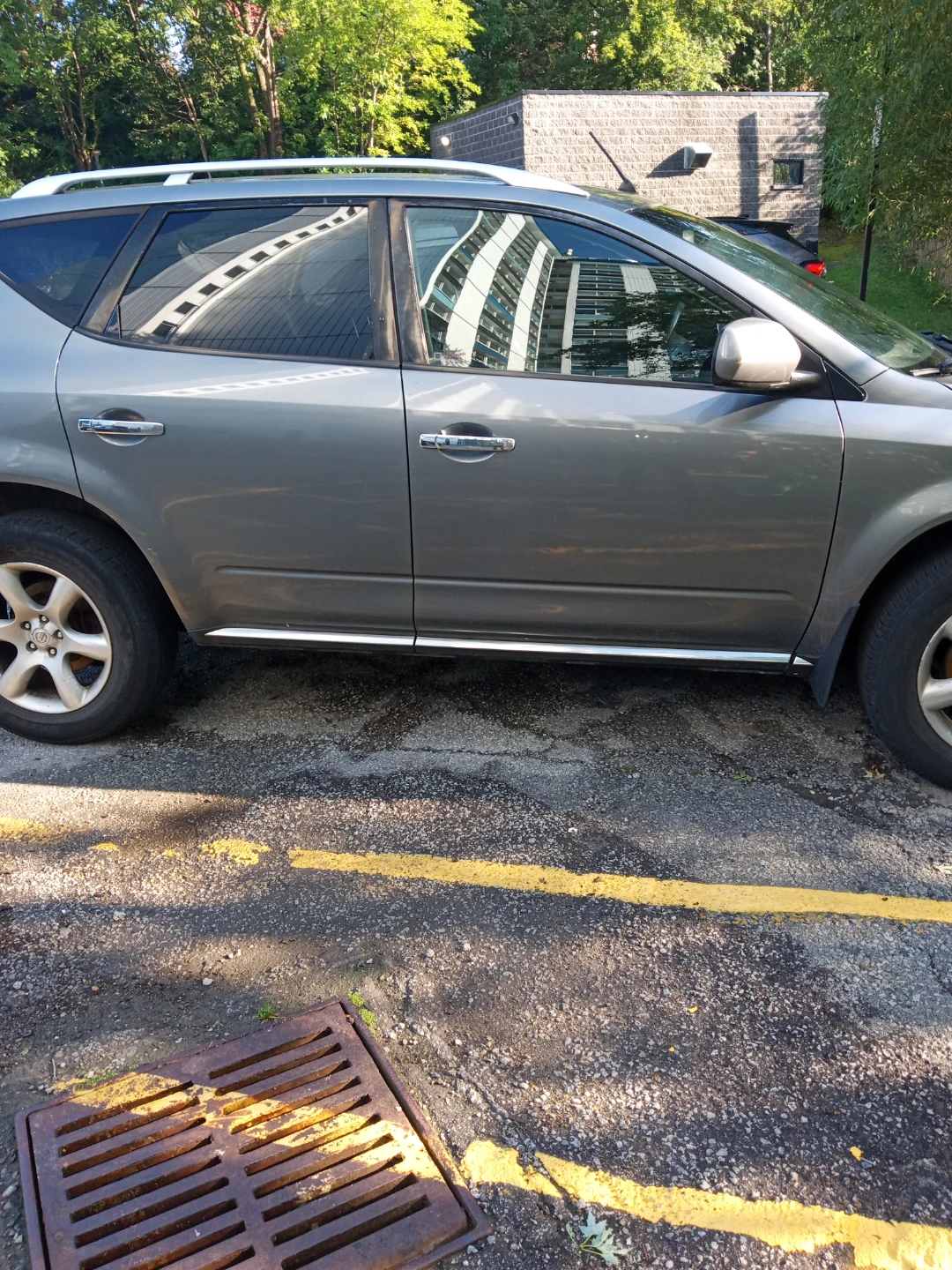Nissan Murano SUV - photo 2