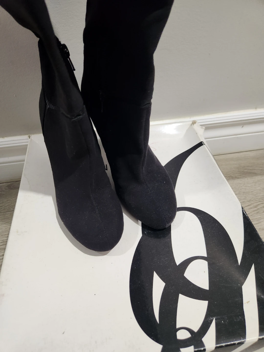 Nine West Black Knee-High Boots Size 7 - photo 2
