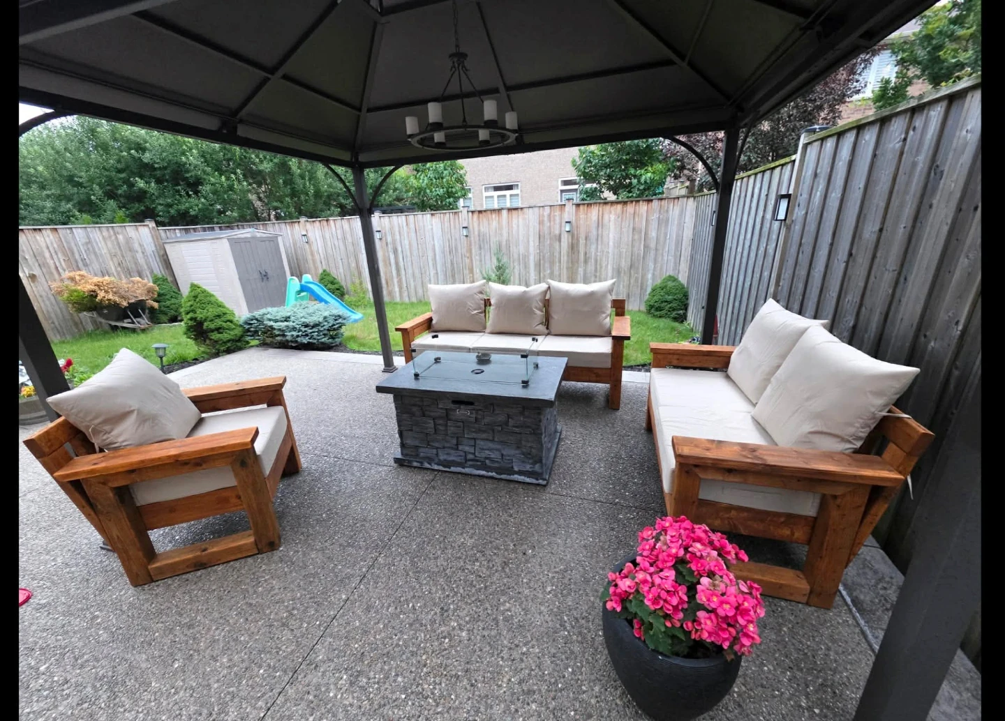 Custom Heavy-Duty 3-Piece Outdoor Patio Set & Premium custions