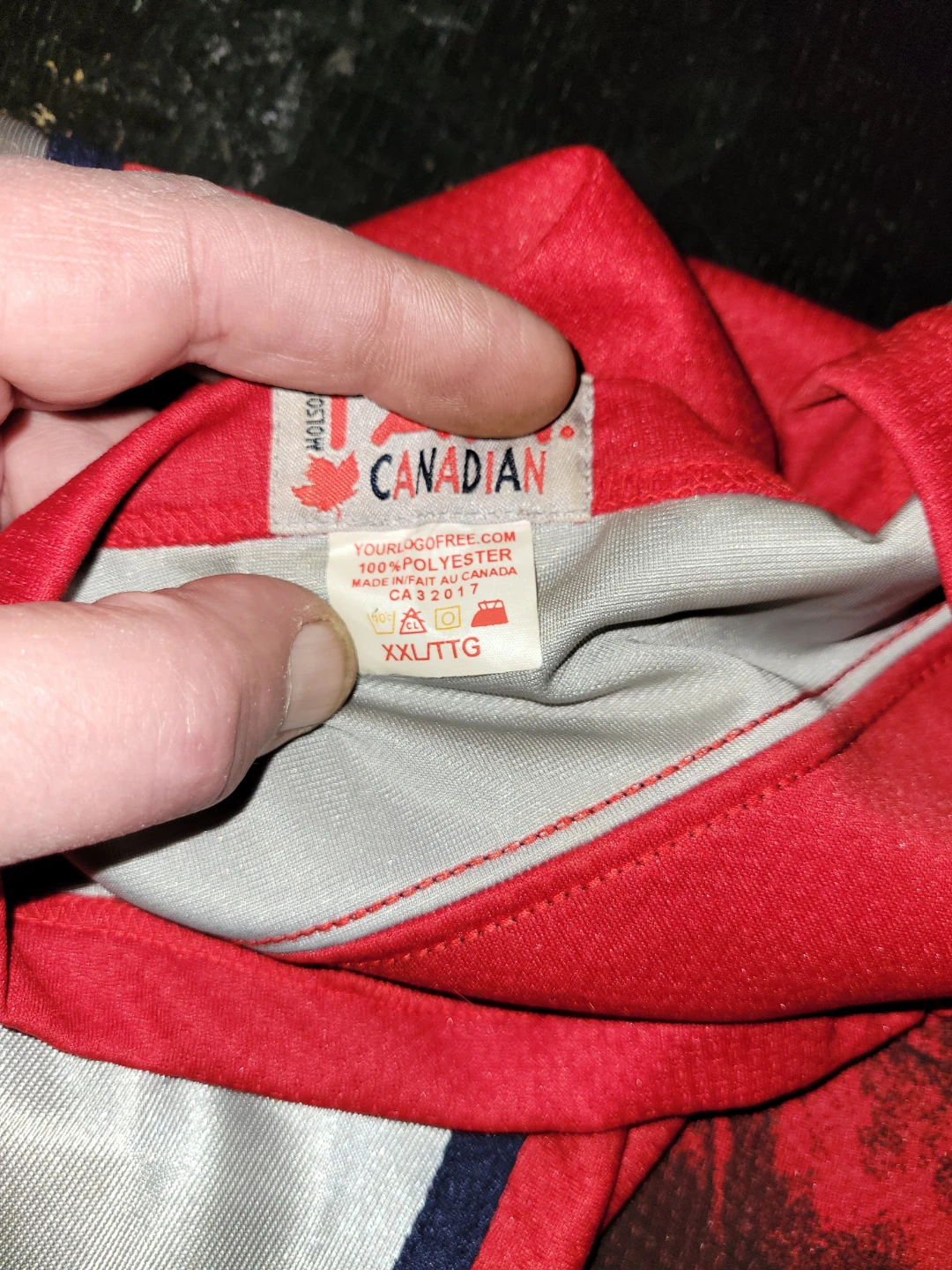 Molson Canadian XXL hockey sweater Like NEW condition - photo 4