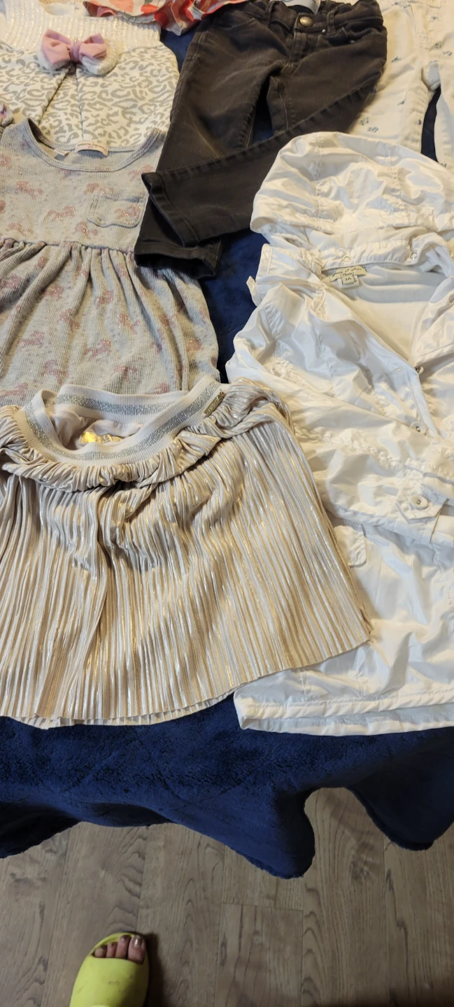 Toddler Girl Clothing Bundle Size 3T - photo 5