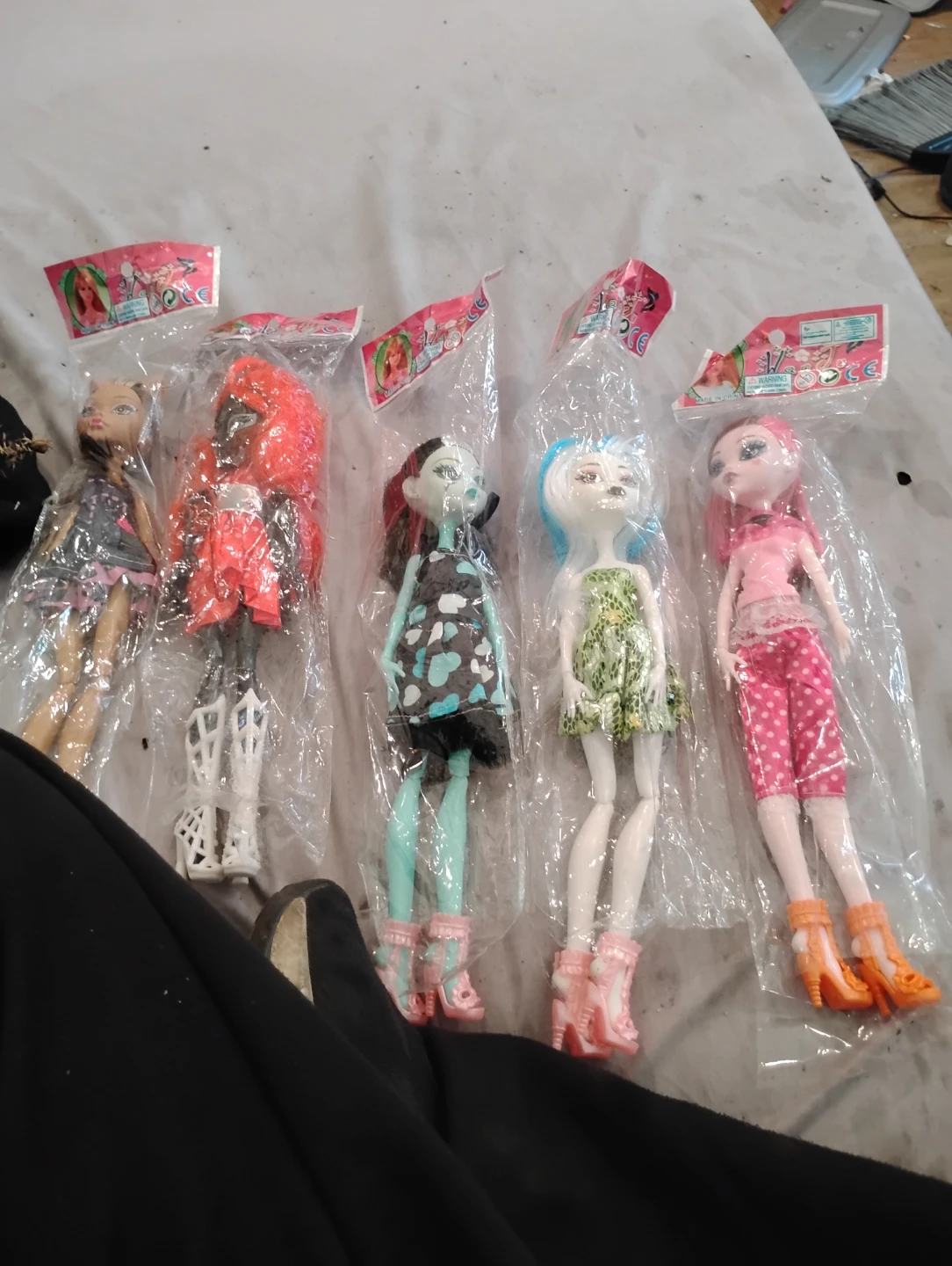 Set of 5 Fashion Dolls