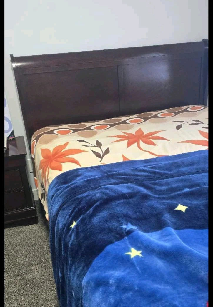 Wood Sleigh Bed Frame - photo 3