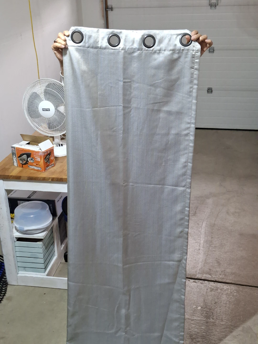 Single grey grommet curtain panel - photo 2