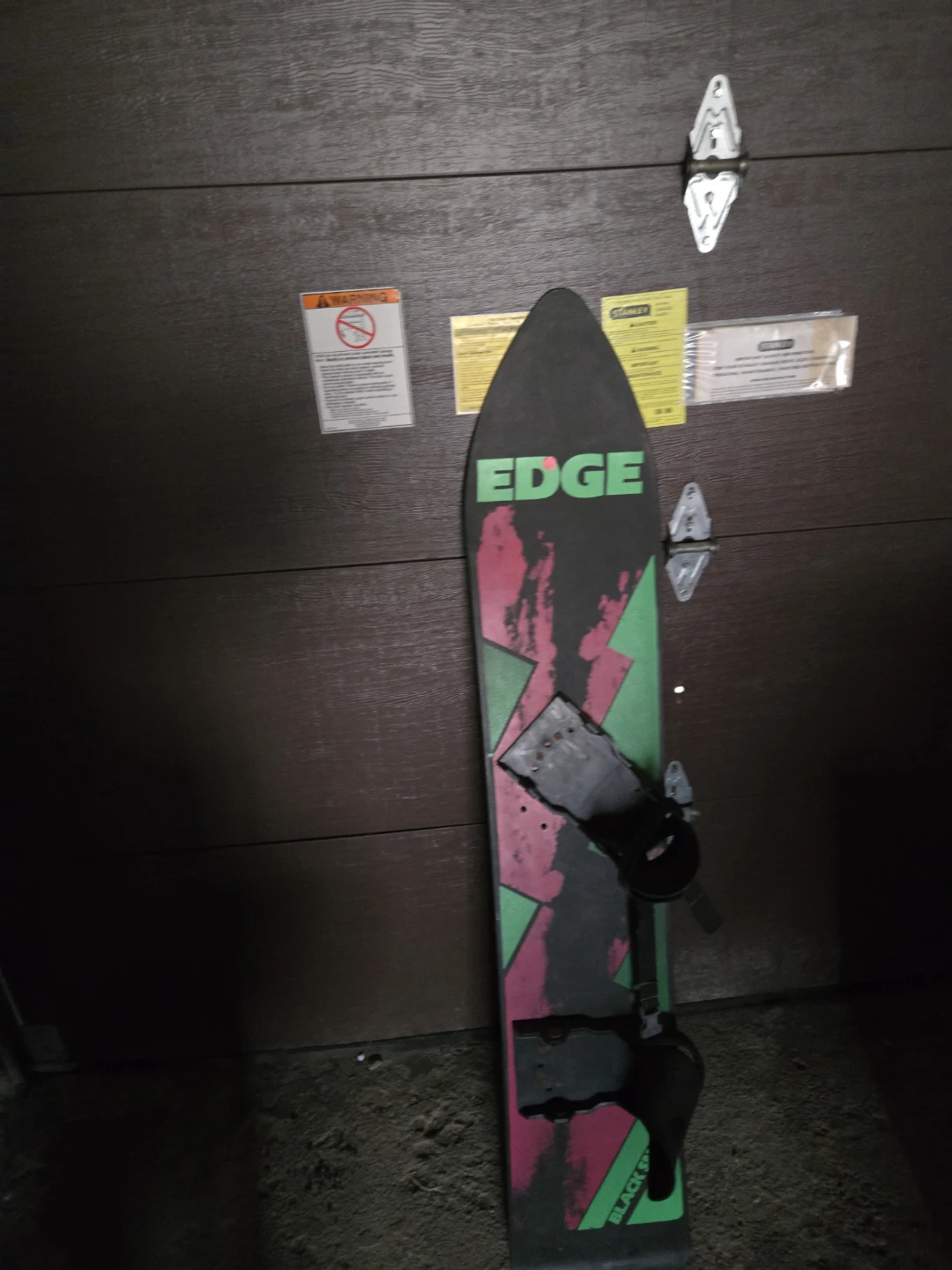 Edge Black Snowboard
