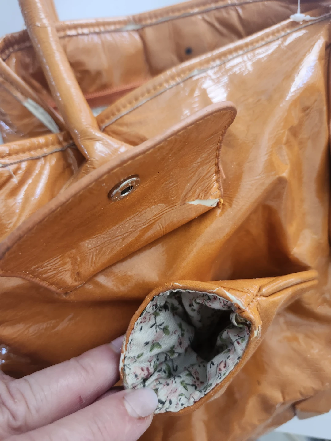 Shiny Orange Faux Leather Satchel Handbag - photo 3