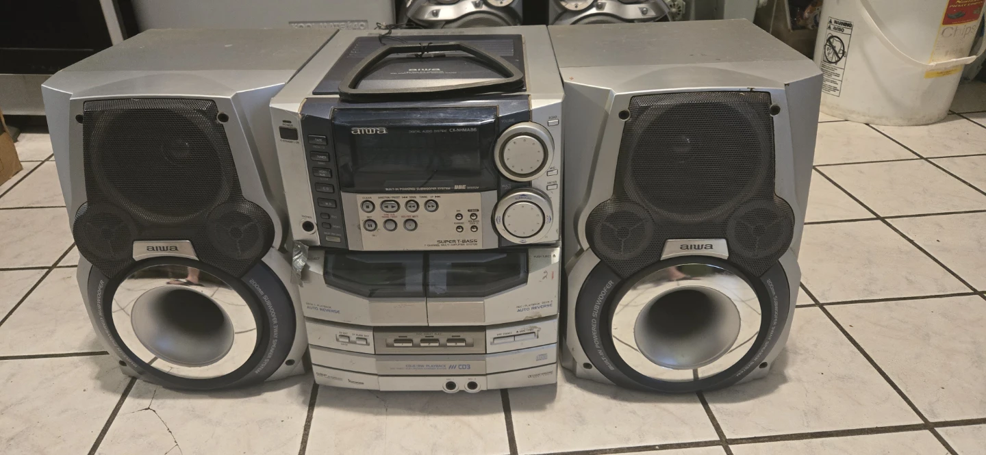 Aiwa CX-NHMA86 Digital Audio System