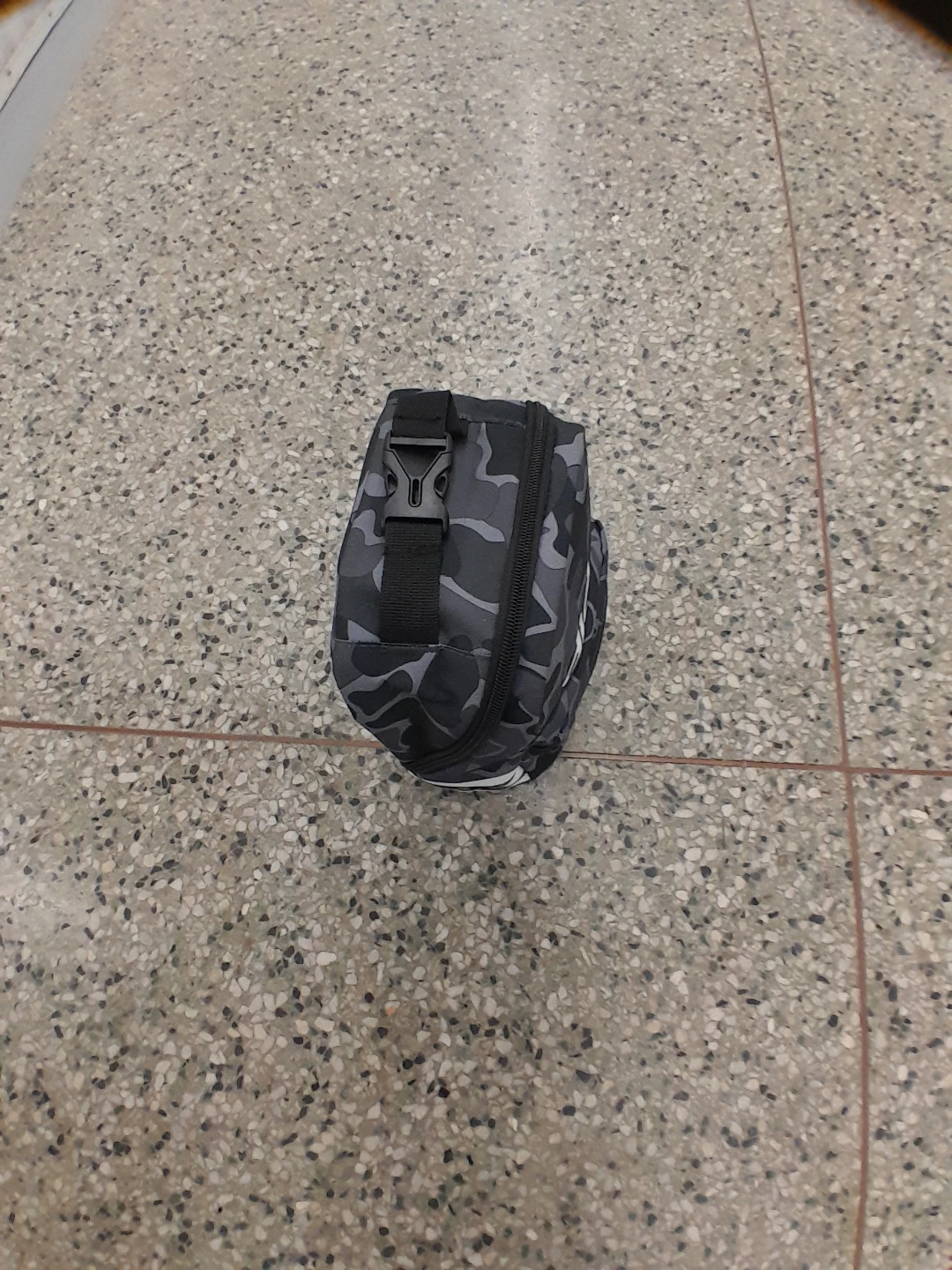Adidas Camo Lunch Bag Mini Size - photo 3