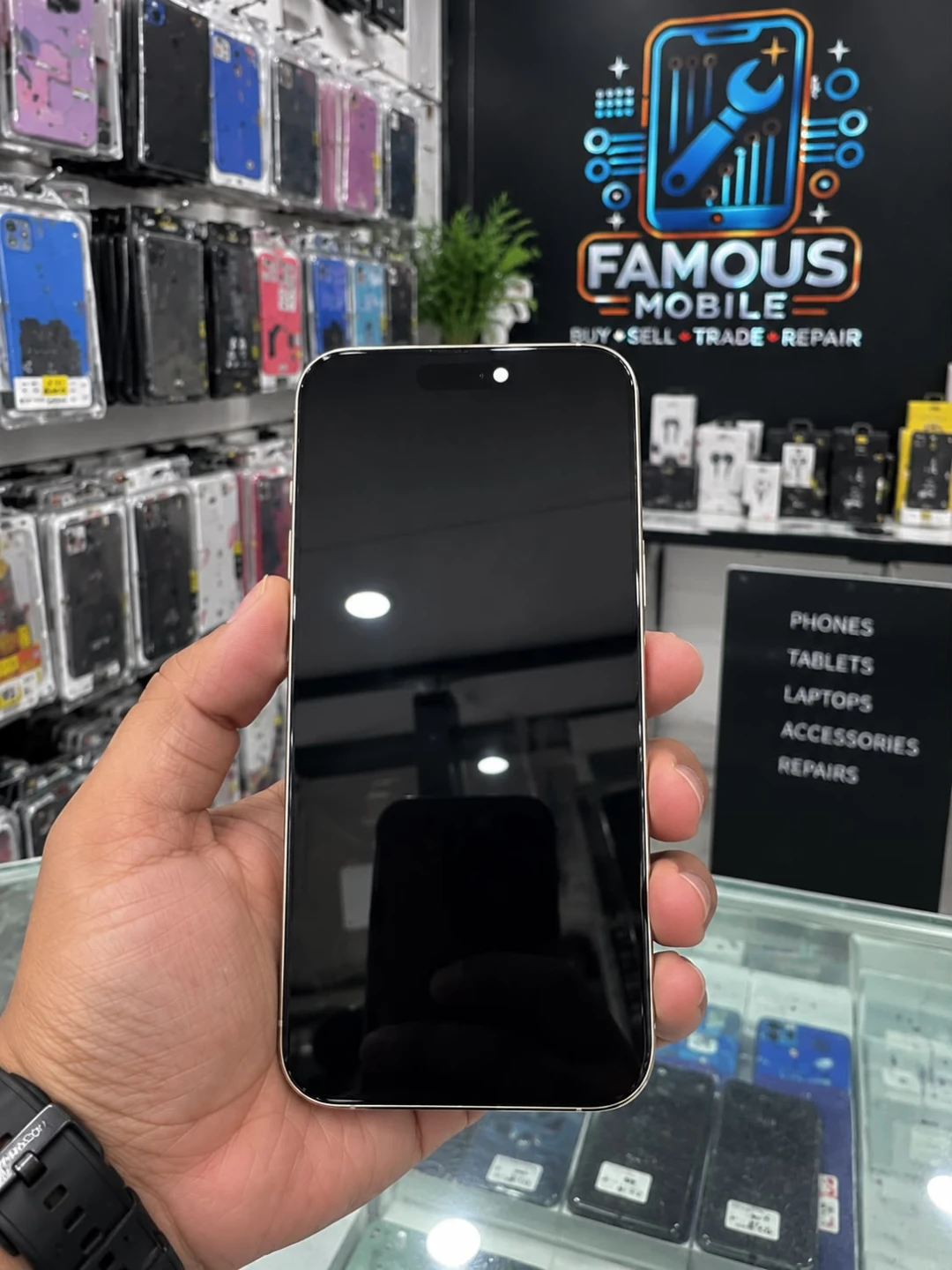 Apple iPhone 14 Pro  Max Gold - photo 3