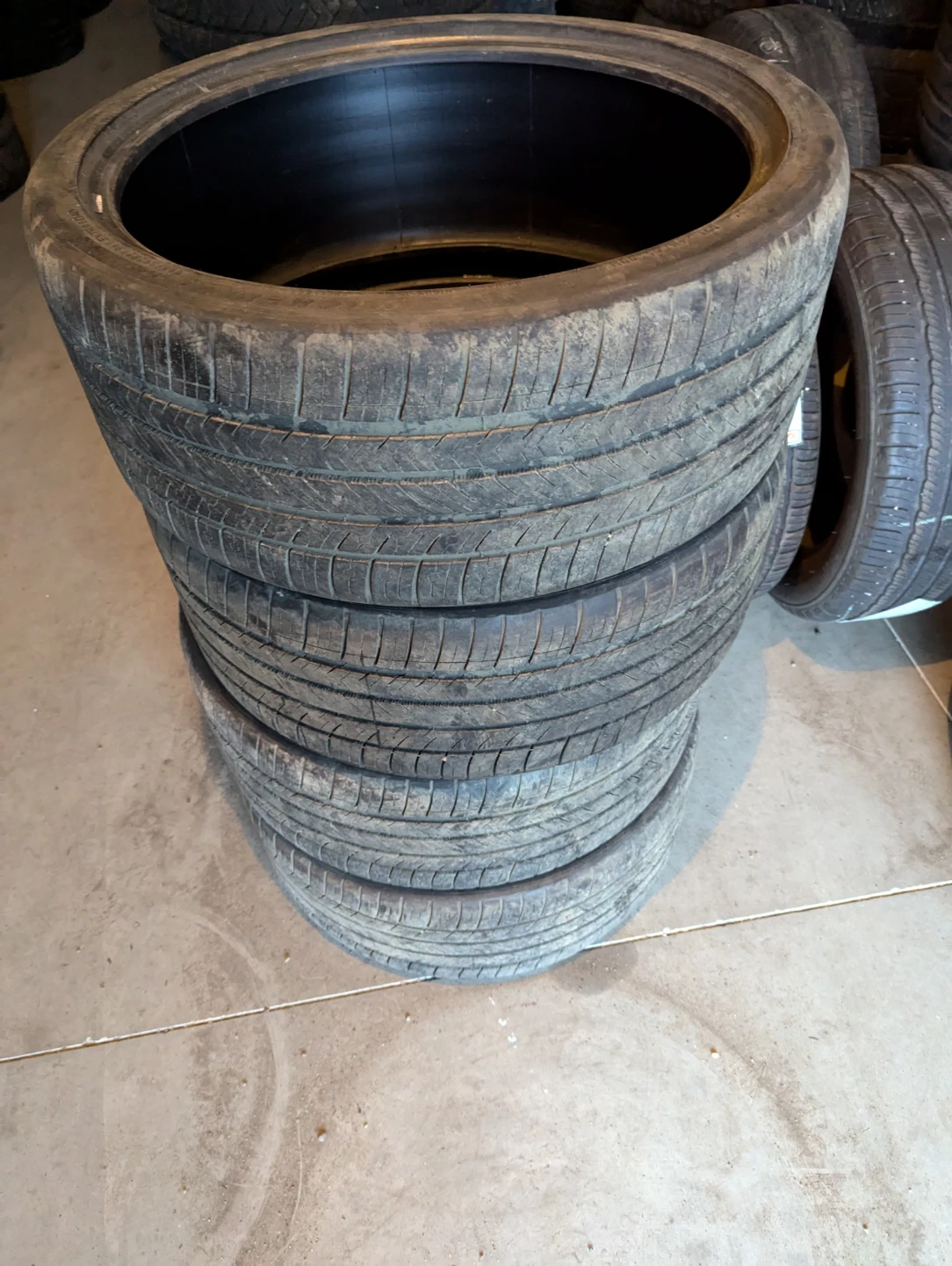 245/35R21 Michelin Pilot Sport All Season