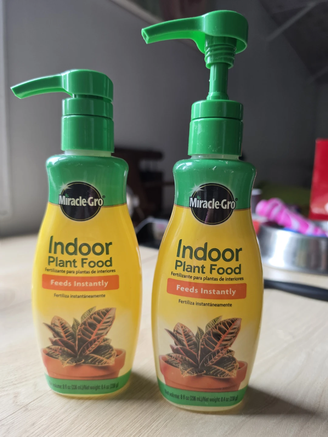 2 Bottles Miracle-Gro Indoor Plant Food 🏈