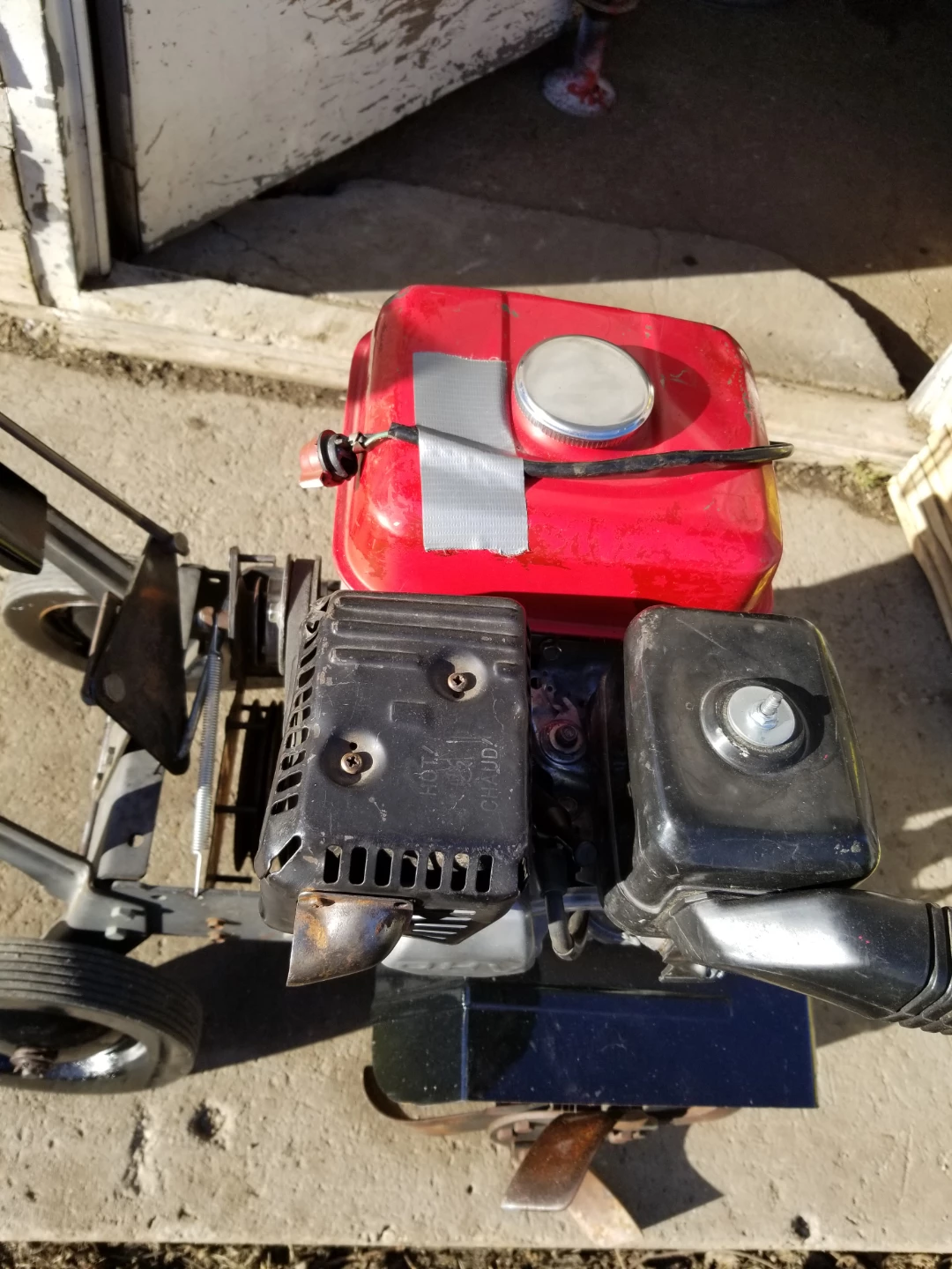 Front Tine Rototiller with Honda Engine. - photo 5