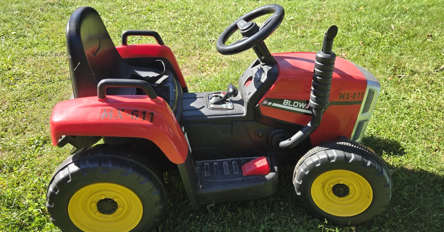 Blow MX-611 Kids Electric Tractor - photo 2