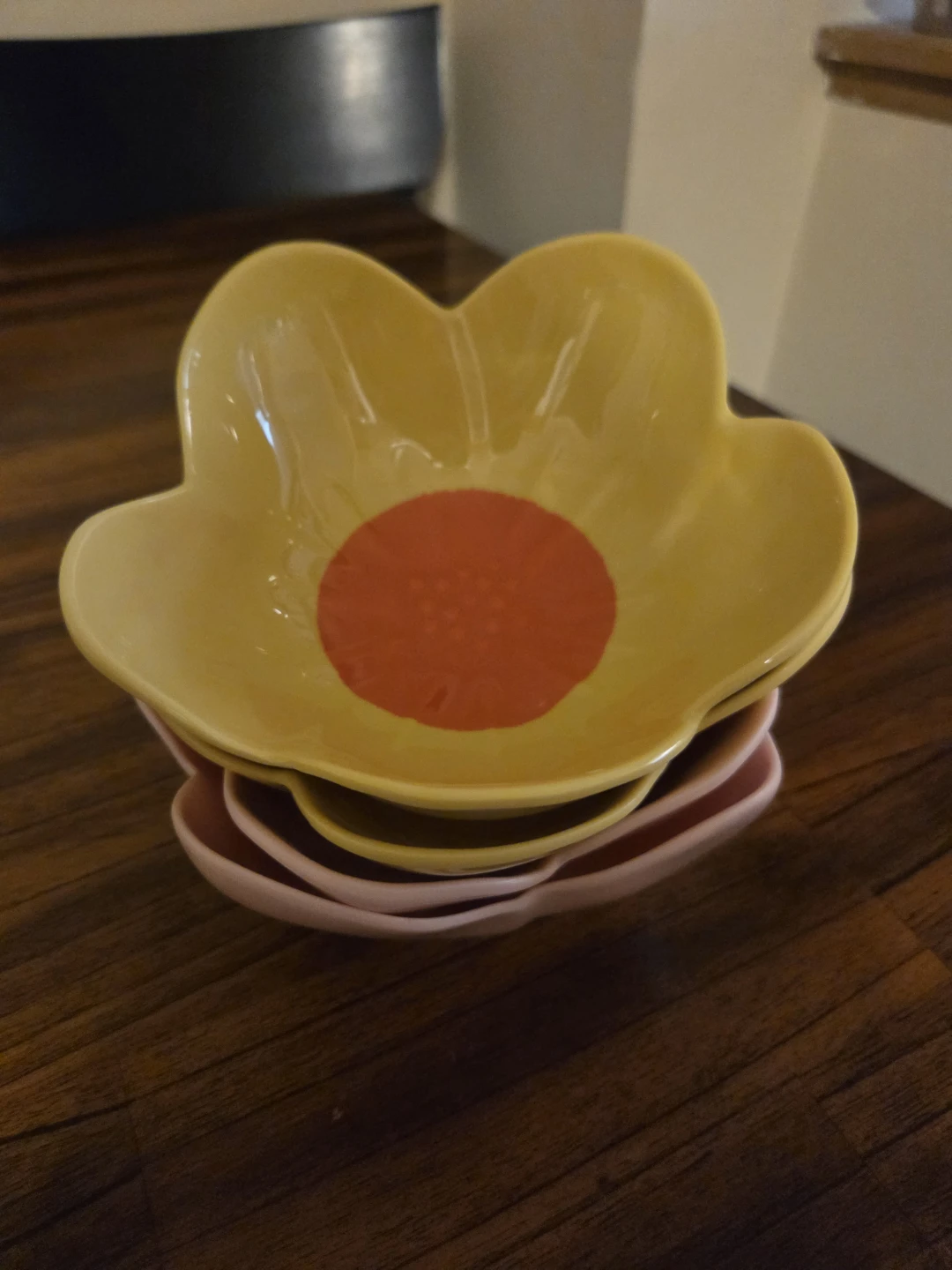 Flower Shaped Ceramic Bowls