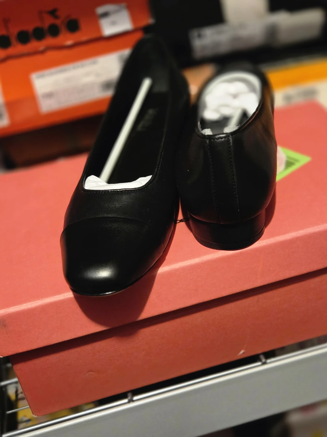 Vaneli Black Leather Flats - photo 4