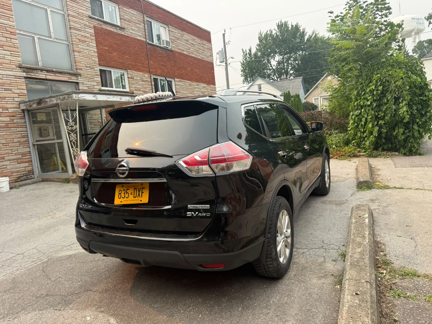 2016bNissan Rogue - photo 3