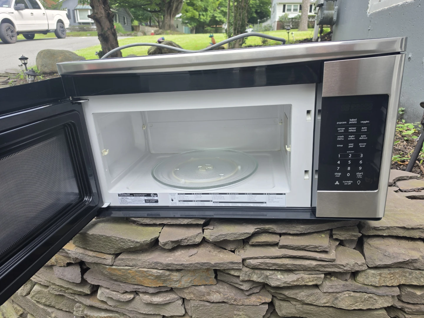 Frigidaire Gallery Over-the-Range Microwave - photo 2