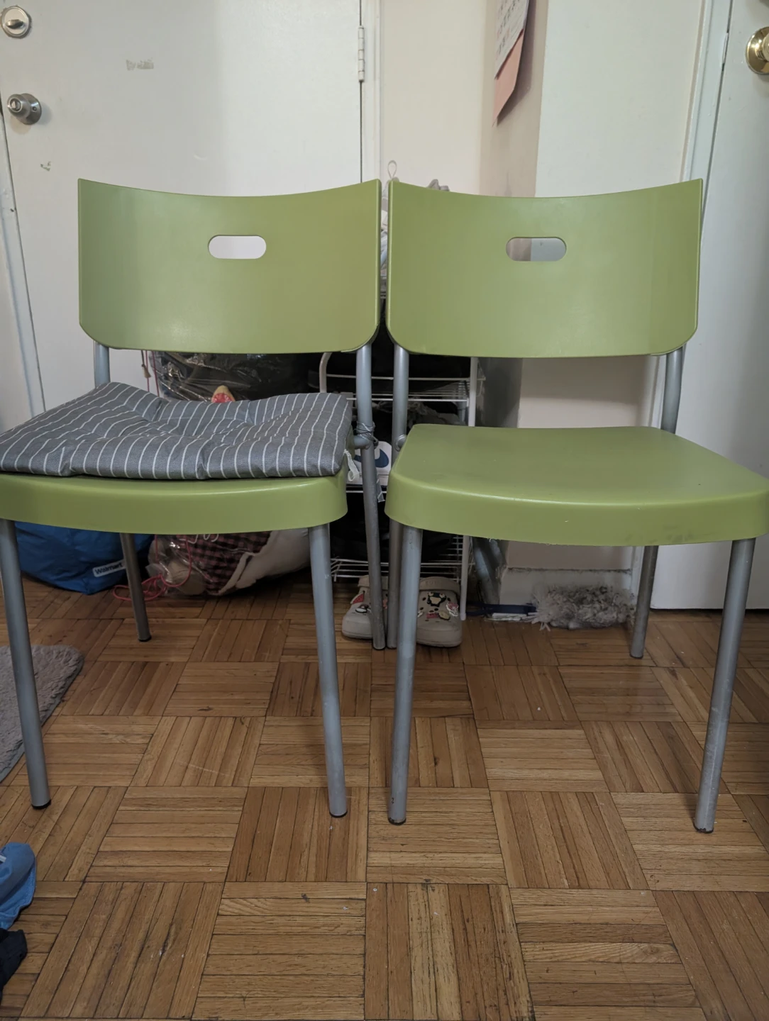 Plastic chairs with metal legs