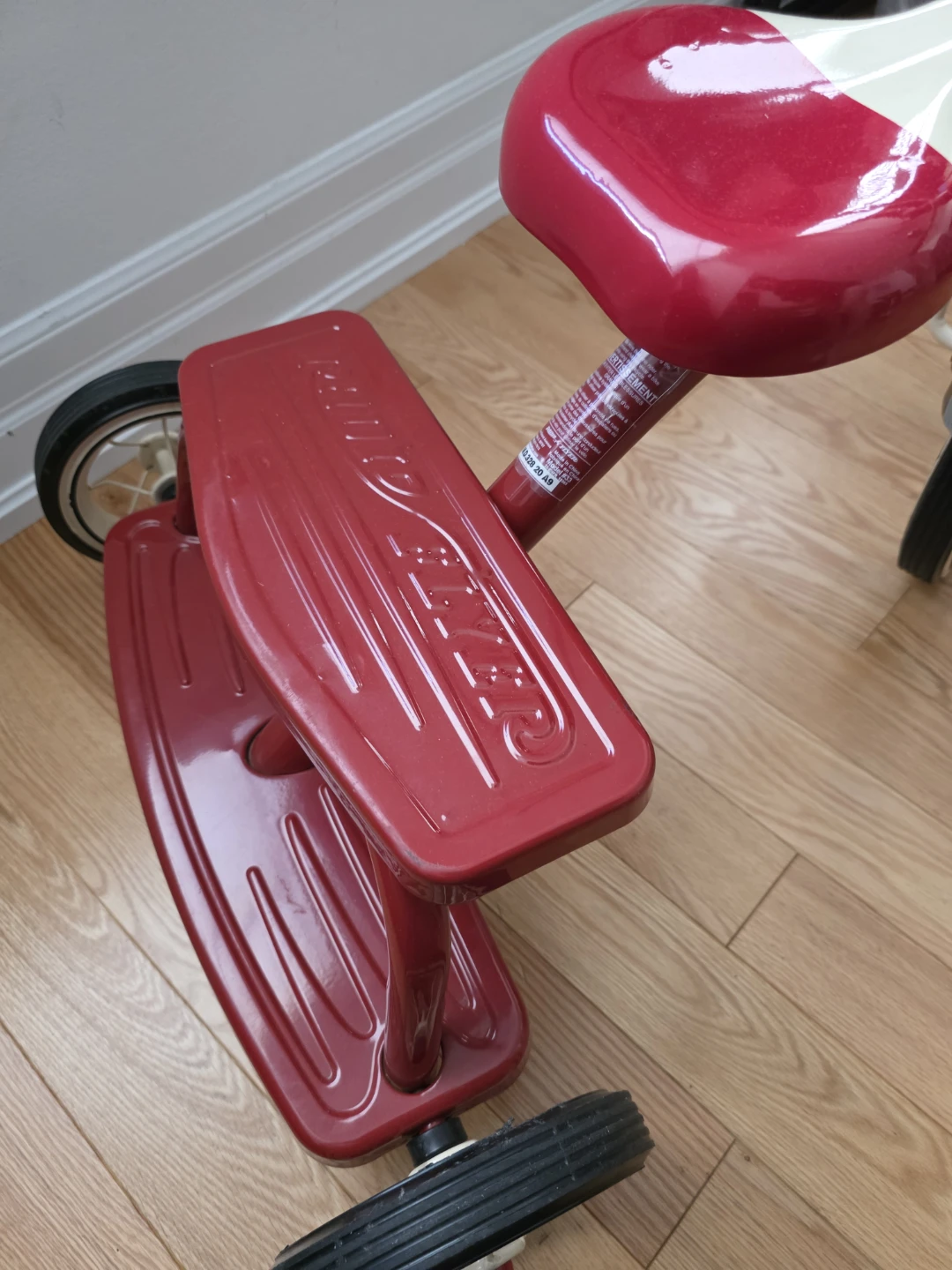 Radio Flyer Tricycle - photo 3