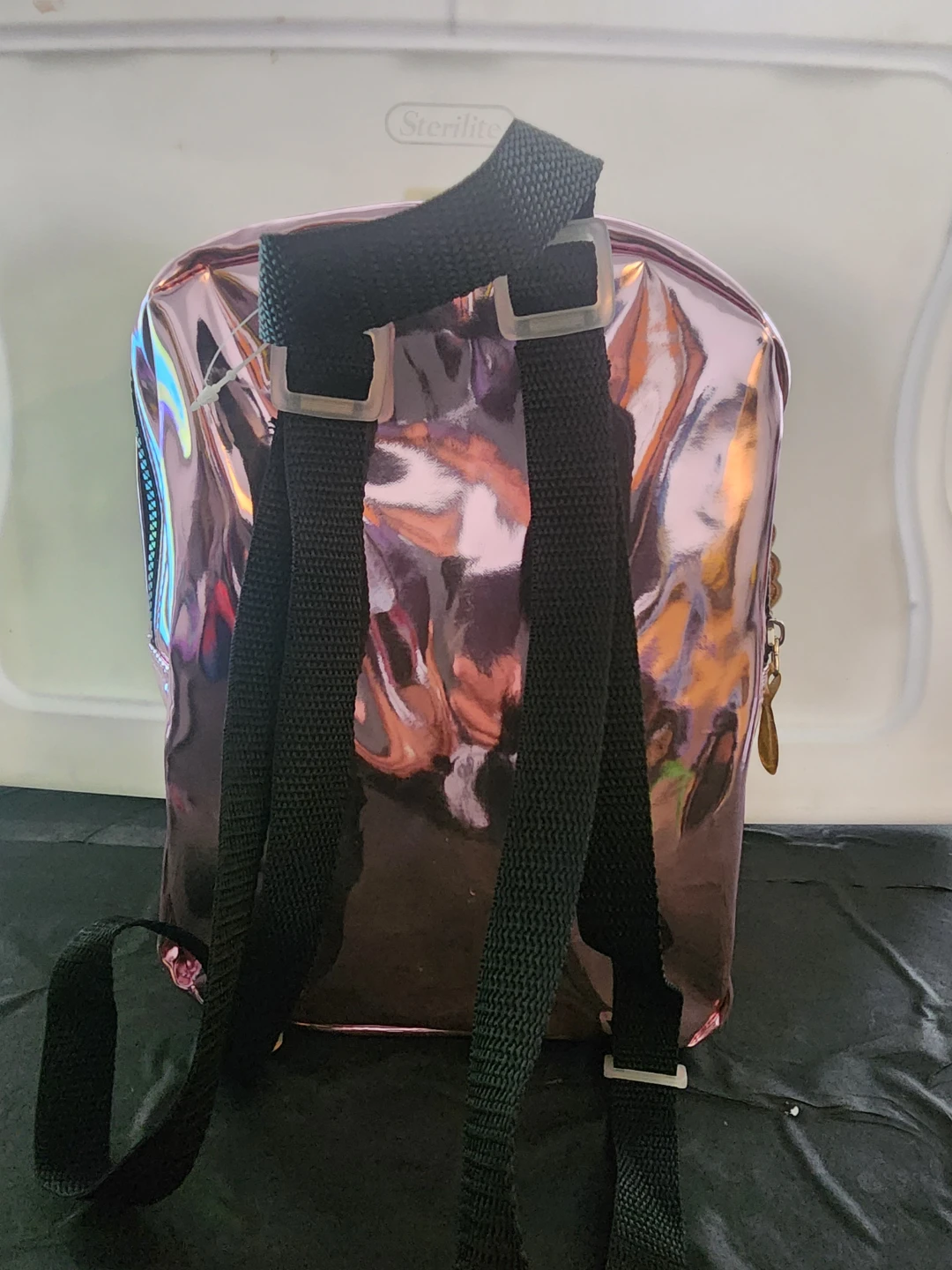 L.O.L. Surprise! Pink Metallic Mini Backpack - photo 3
