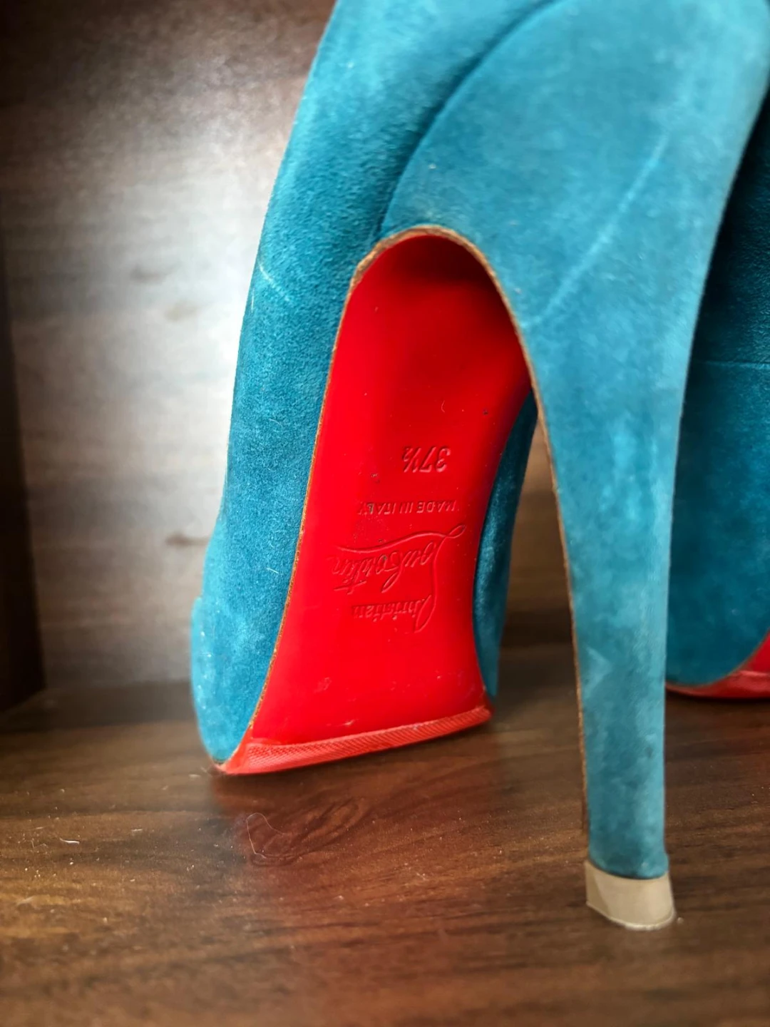 Christian Louboutin "Ron Ron" Suede Pumps – Size 37.5 - photo 2
