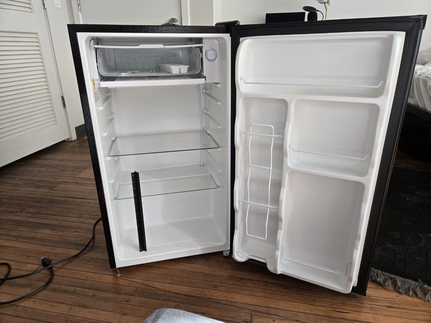 Upstreman Mini Fridge | 3.2 cuft - photo 2
