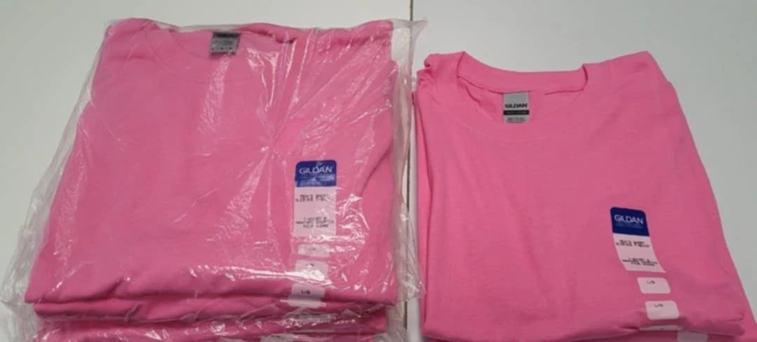 Gildan Pink T-Shirts