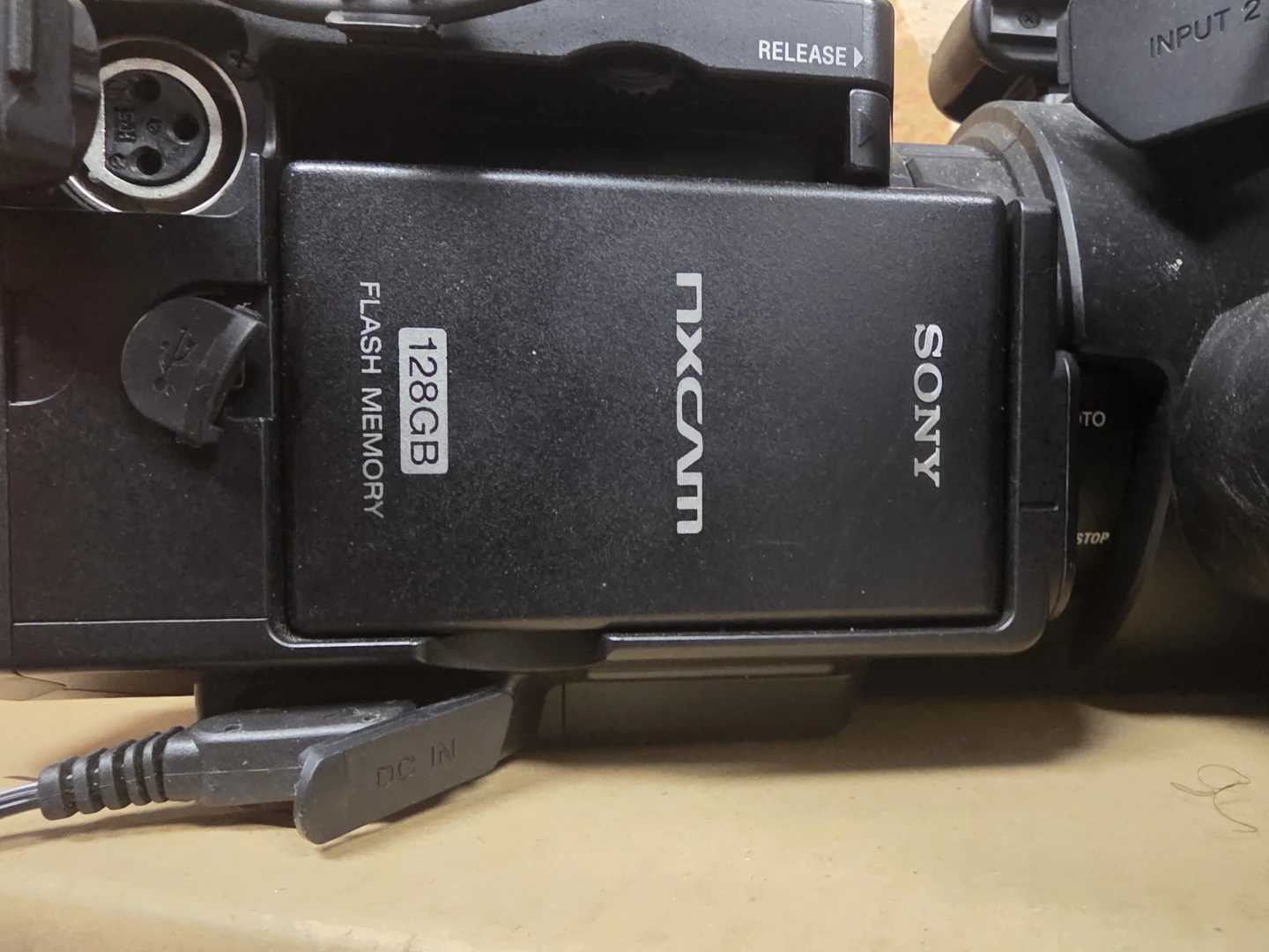 Sony FS700 cinema Camcorder 4k Ready  ENG package - photo 4