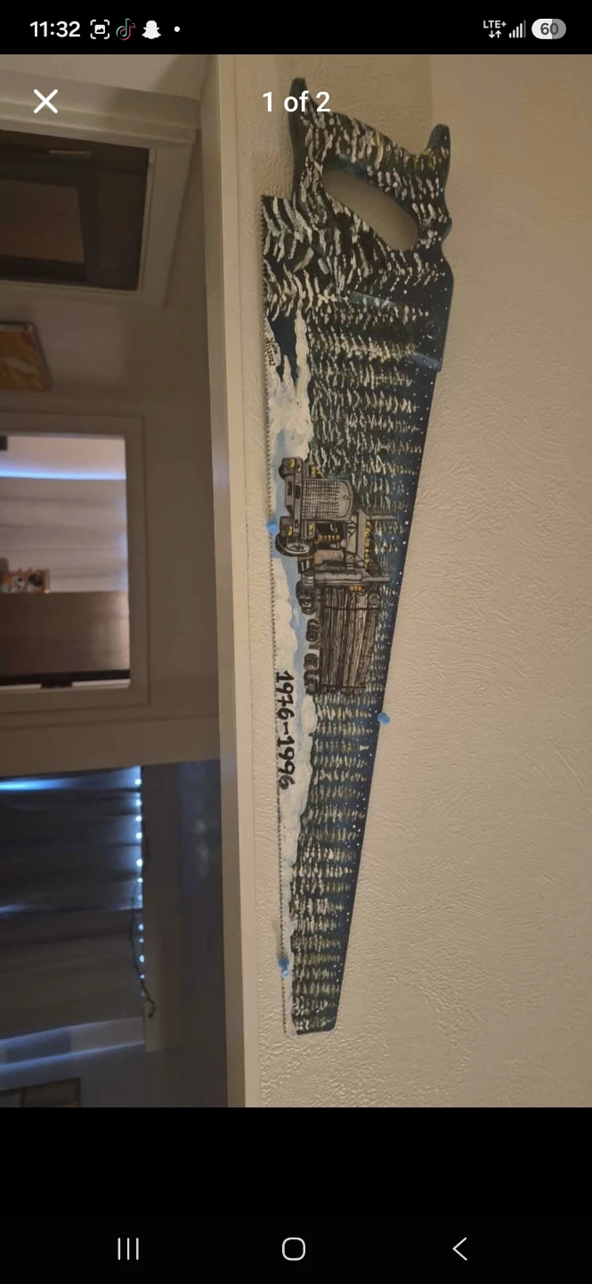 Two decorative hand-painted saws - photo 3