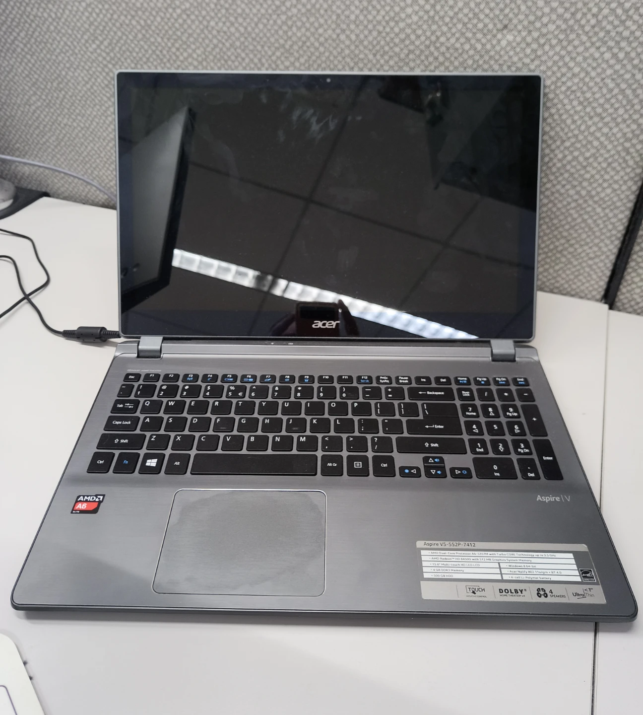 Old Acer Aspire V5-552P-7412 Laptop