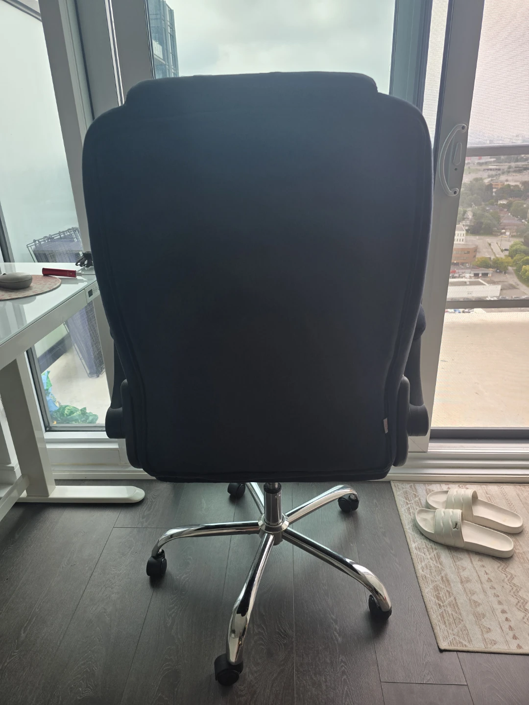 Black Ergonomic Office Chair - photo 4