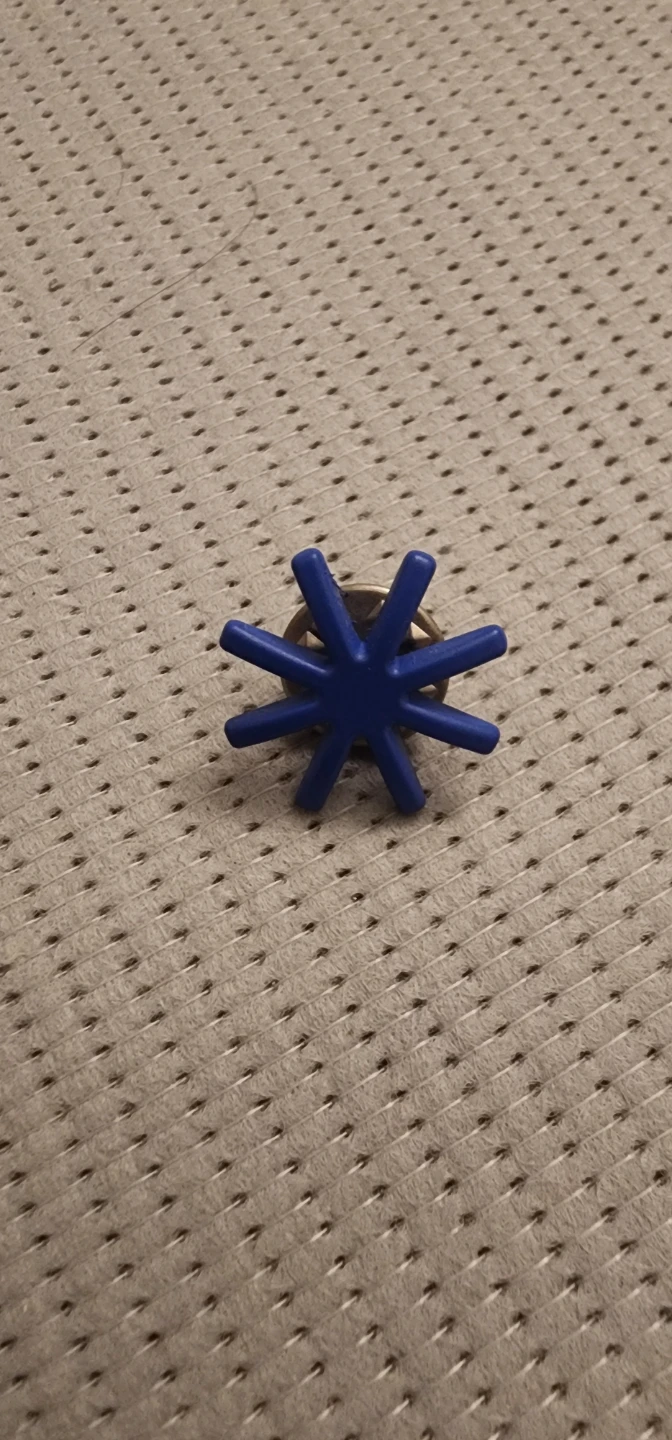 Blue Star Shaped Lapel Pin🏈