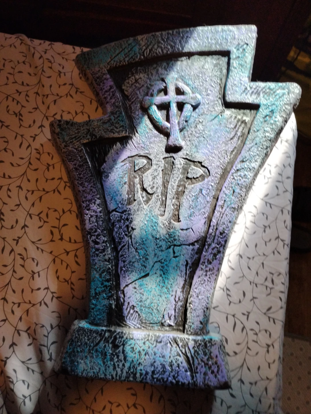 RIP hard plastic Tombstone Halloween Decoration